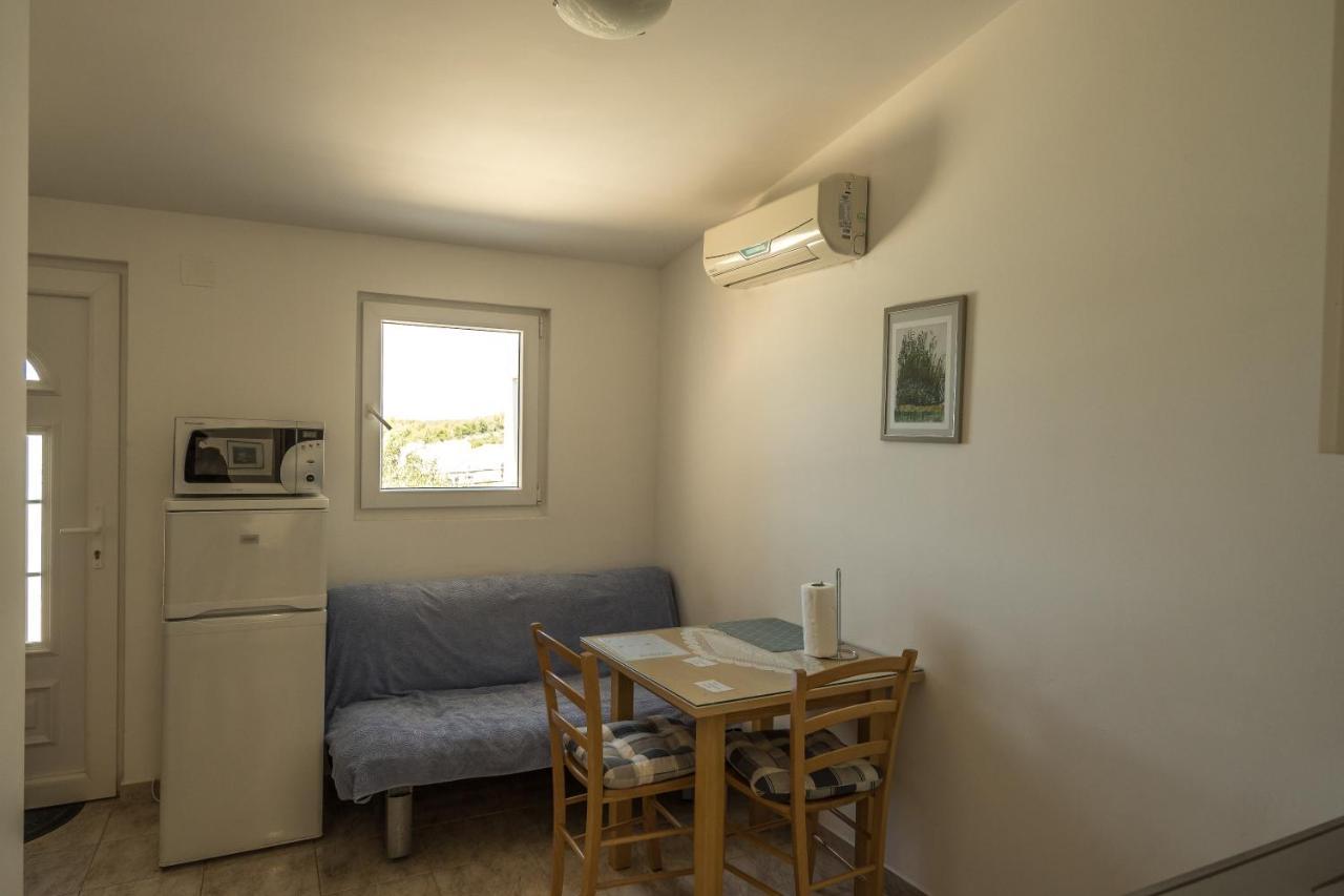 Apartmani Medar 布拉采 外观 照片